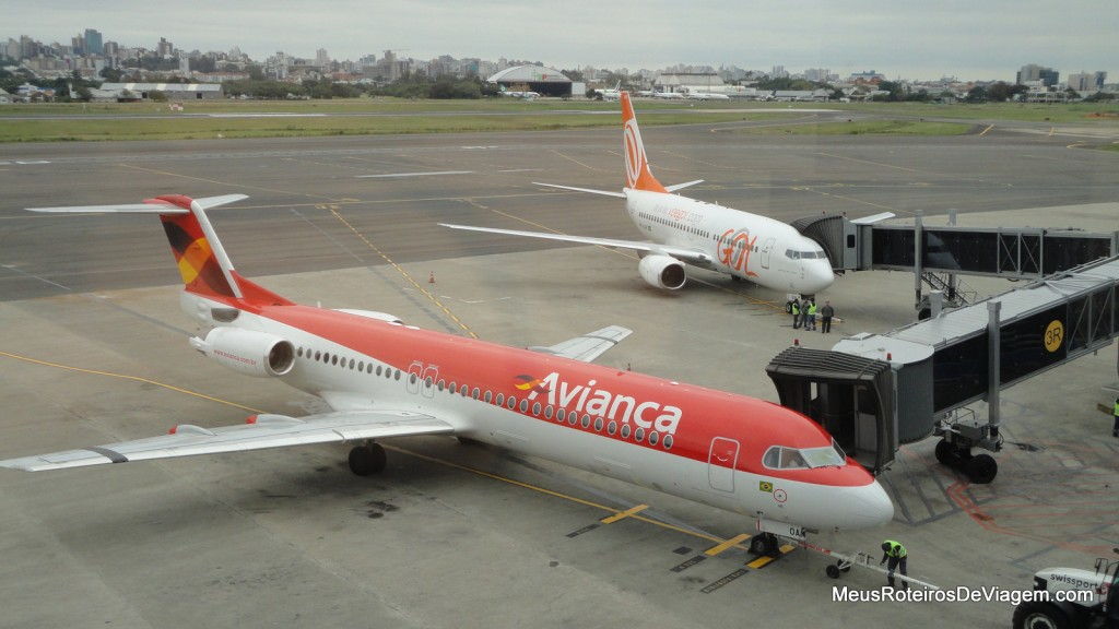 Aeroporto Porto Alegre 02 Aeronaves no Pátio do Aeroporto de Porto Alegre