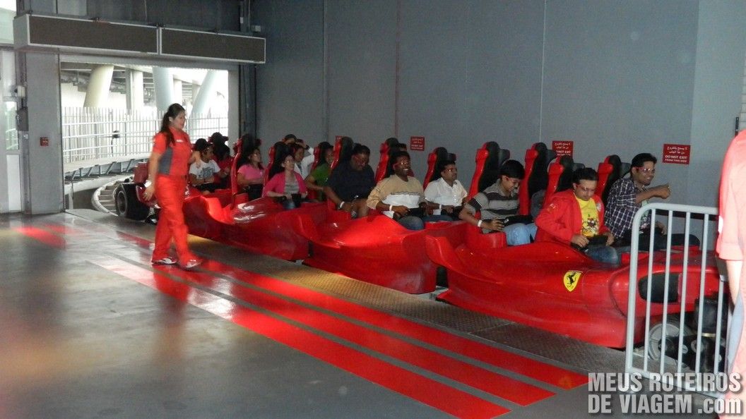 Formula Rossa no Ferrari World - Abu Dhabi, Emirados Árabes