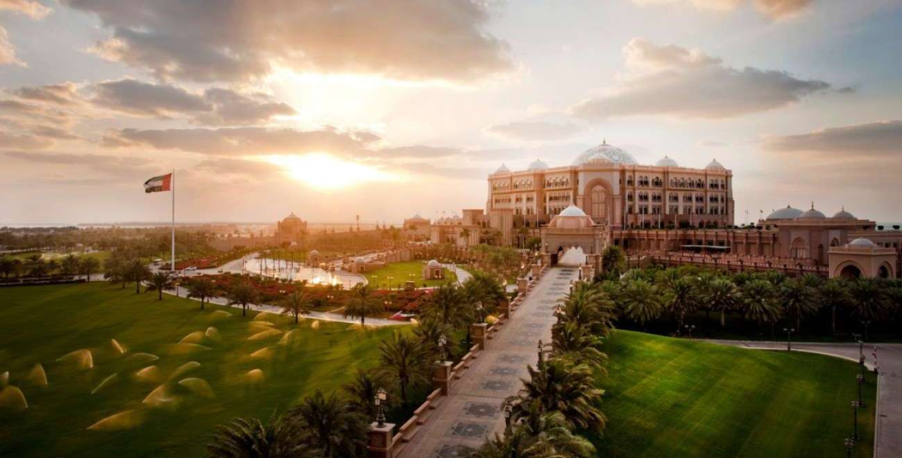 Emirates Palace (fonte: kempinski.com)