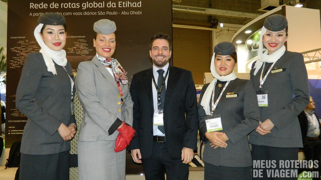Equipe da Etihad Airways na WTM Latin America 2013