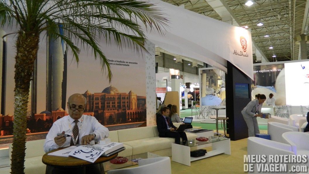 Estande de Abu Dhabi na WTM Latin America 2013