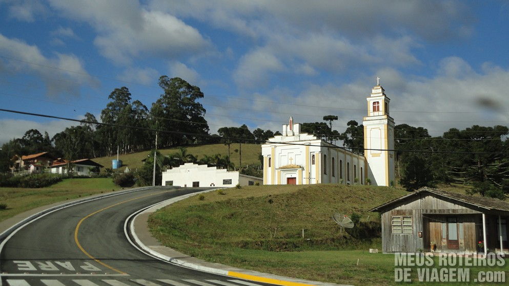 Igreja do distrito de Santa Terezinha - Urubici