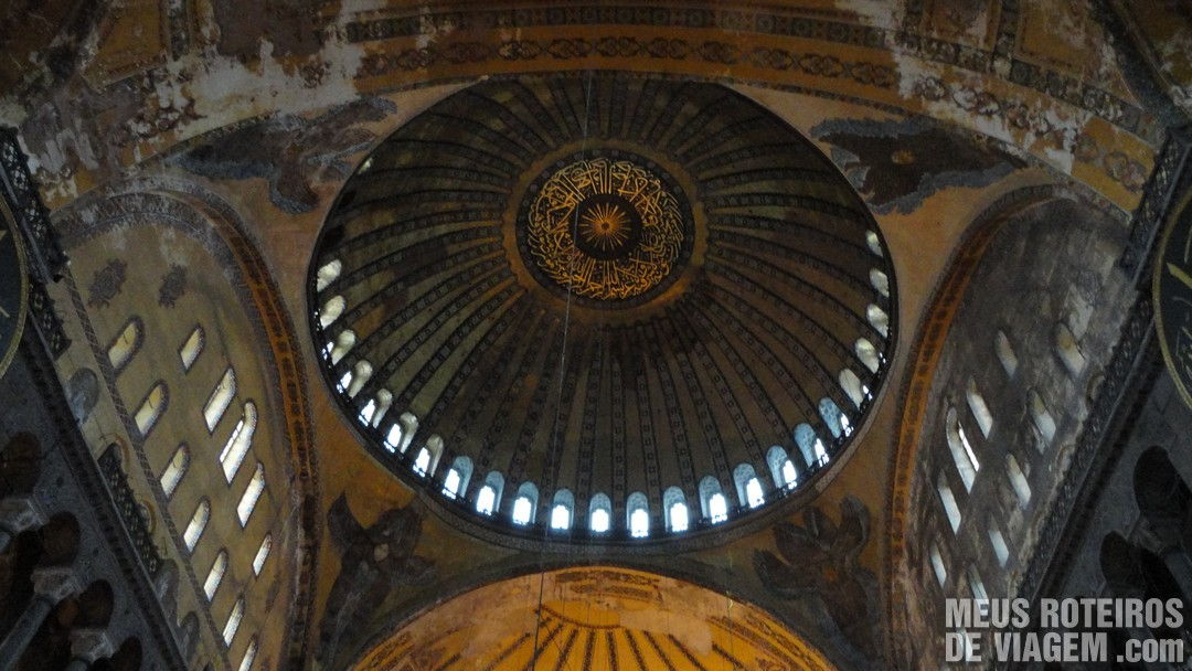 Cúpula da Basílica de Santa Sofia - Istambul, Turquia