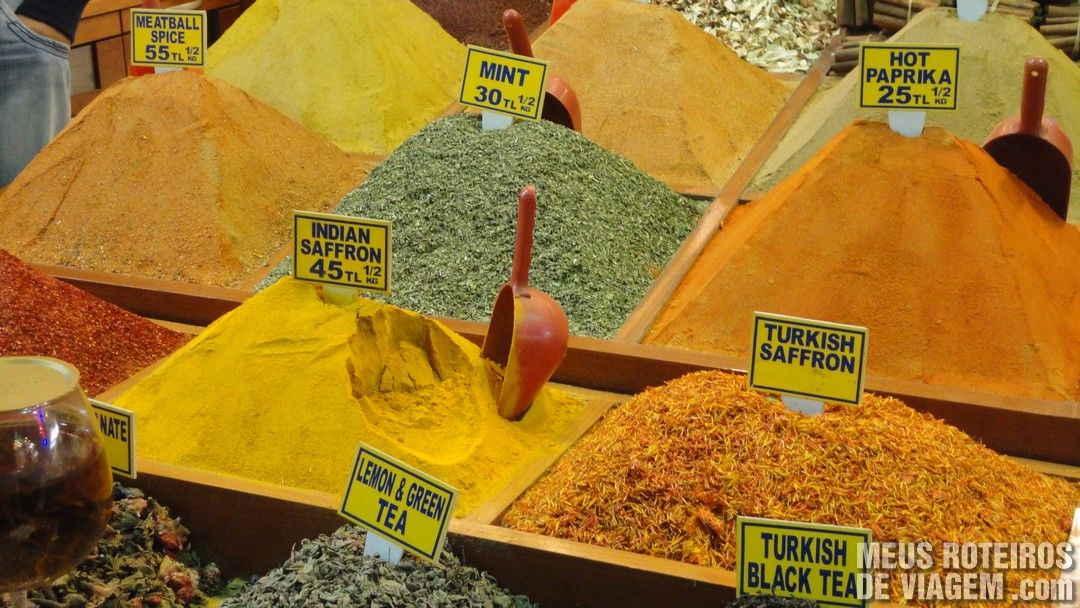 Especiarias no Bazar de Especiarias - Istambul, Turquia