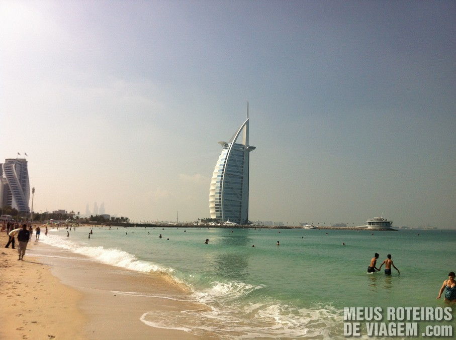 Jumeirah Beach e o Hotel Burj Al Arab - Emirados Árabes