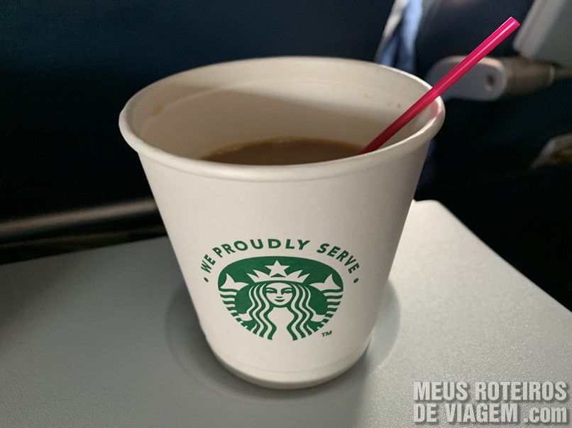 Café Starbucks na Delta Airlines