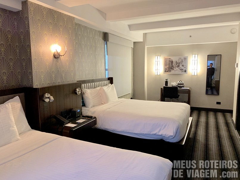 Quarto com duas camas queen - Hotel Edison Times Square, Nova York