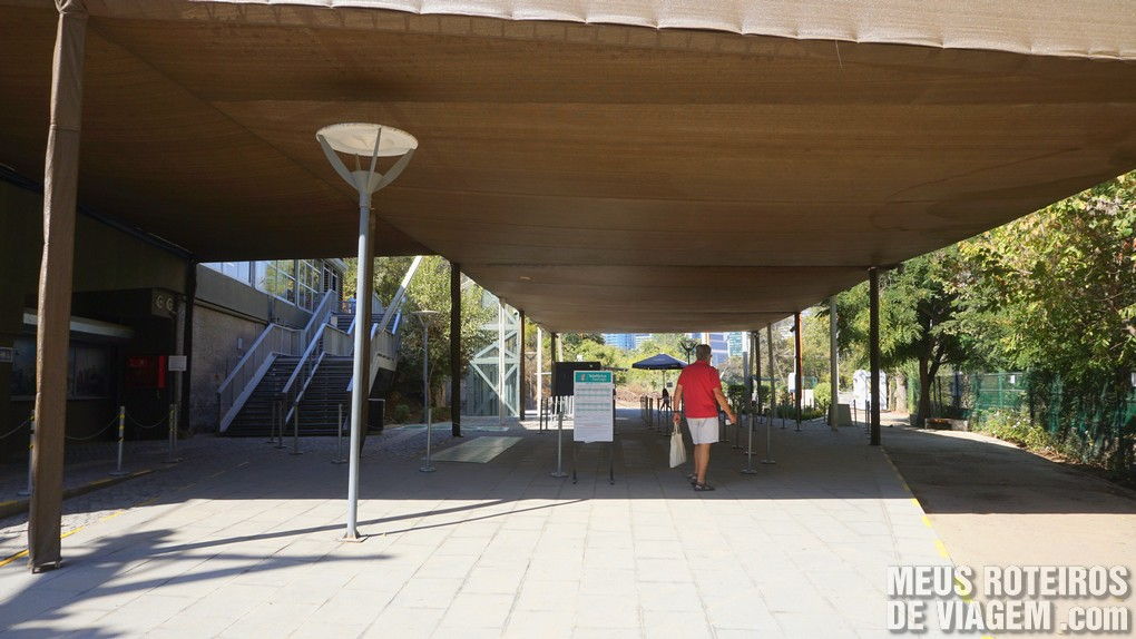 Estação Oasis - Teleférico Santiago, Chile